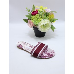 KAPCIE DAMSKIE. SIZE: 36/41...