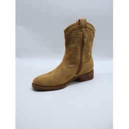 BUTY DAMSKIE. SIZE: 36/41 (8 PAR/PACZKA) KOLOR JAK NA ZDZIĘCIU