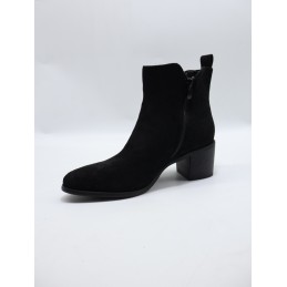 BUTY DAMSKIE. SIZE: 36/41 (8 PAR/PACZKA) KOLOR JAK NA ZDZIĘCIU
