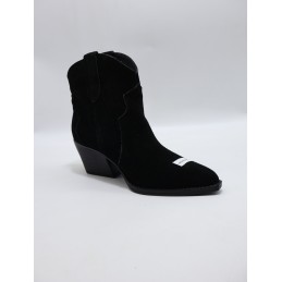 BUTY DAMSKIE. SIZE: 36/41 (12 PAR/PACZKA) KOLOR JAK NA ZDZIĘCIU