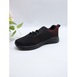BUTY DAMSKIE. SIZE: 37/42 (12 PAR/PACZKA) KOLOR JAK NA ZDZIĘCIU