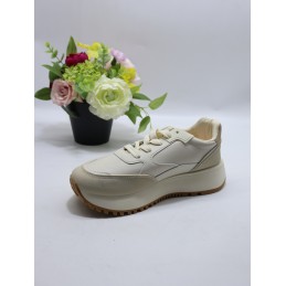 BUTY DAMSKIE. SIZE: 36/41 (12 PAR/PACZKA) KOLOR JAK NA ZDZIĘCIU