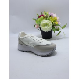 BUTY DAMSKIE. SIZE: 36/41 (12 PAR/PACZKA) KOLOR JAK NA ZDZIĘCIU