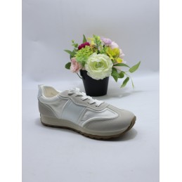 BUTY DAMSKIE. SIZE: 36/41 (12 PAR/PACZKA) KOLOR JAK NA ZDZIĘCIU