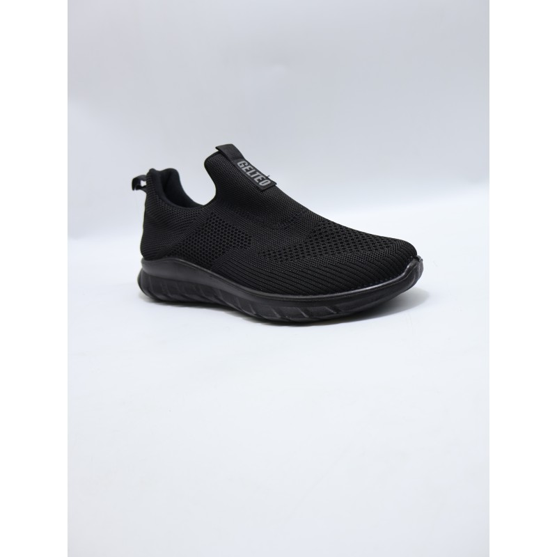 BUTY MĘSKIE. SIZE: 40/45 (12 PAR/PACZKA) KOLOR JAK NA ZDZIĘCIU