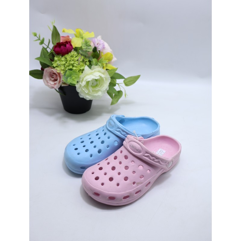KAPCIE DAMSKIE. SIZE: 36/41 (18 PAR/PACZKA) KOLOR JAK NA ZDZIĘCIU