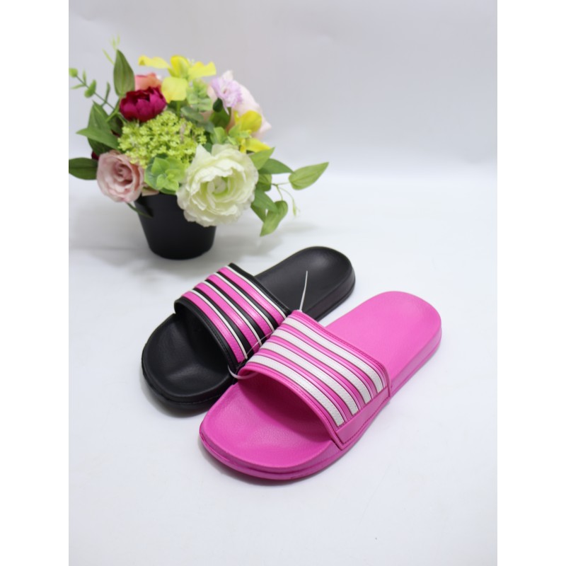 KAPCIE DAMSKIE. SIZE: 36/41 (24 PAR/PACZKA) KOLOR JAK NA ZDZIĘCIU