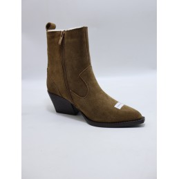 BUTY DAMSKIE. SIZE: 37/41 (8 PAR/PACZKA) KOLOR JAK NA ZDZIĘCIU