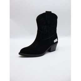 BUTY DAMSKIE. SIZE: 37/41...