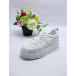 BUTY DAMSKIE. SIZE: 36/41...