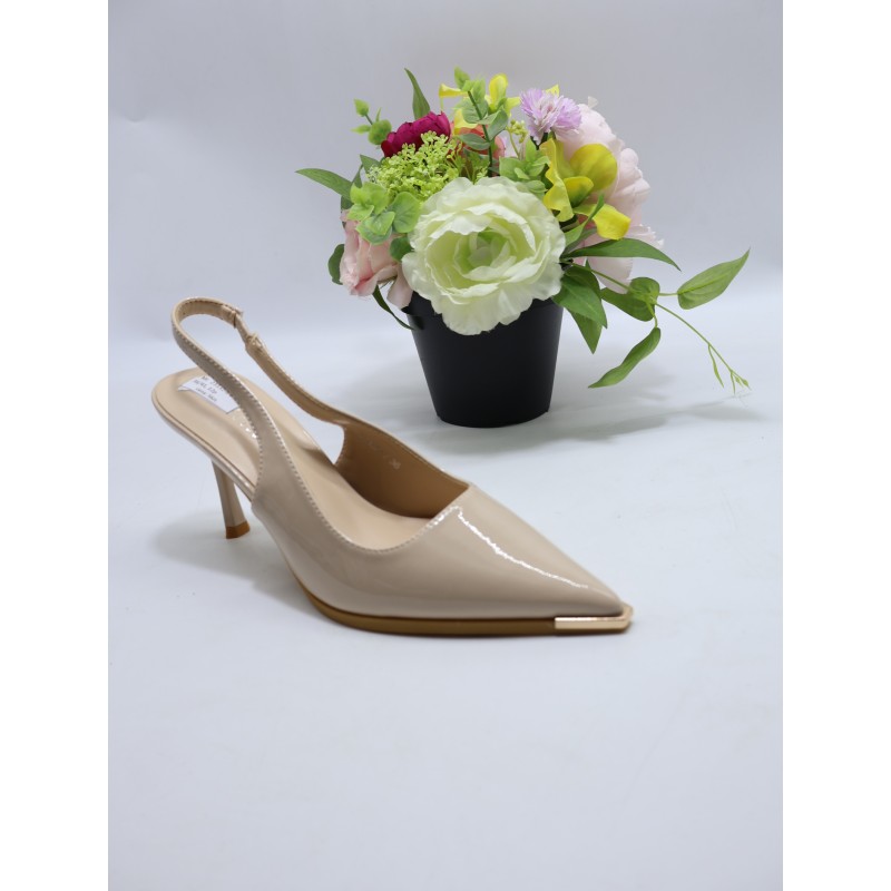 BUTY DAMSKIE. SIZE: 36/41 (12 PAR/PACZKA) KOLOR JAK NA ZDZIĘCIU