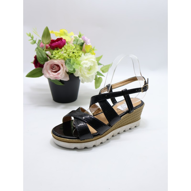 Sandały DAMSKIE. SIZE: 36/41 (12 PAR/PACZKA) KOLOR JAK NA ZDZIĘCIU