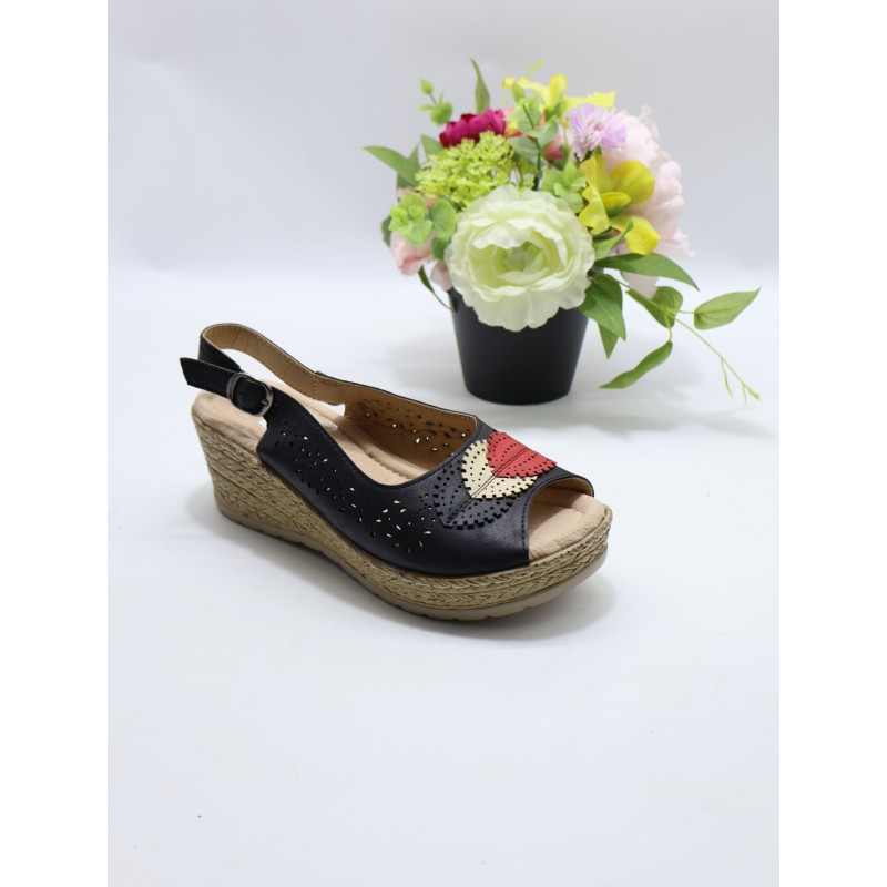 Sandały DAMSKIE. SIZE: 36/41 (12 PAR/PACZKA) KOLOR JAK NA ZDZIĘCIU