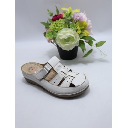 KAPCIE DAMSKIE. SIZE: 36/42...