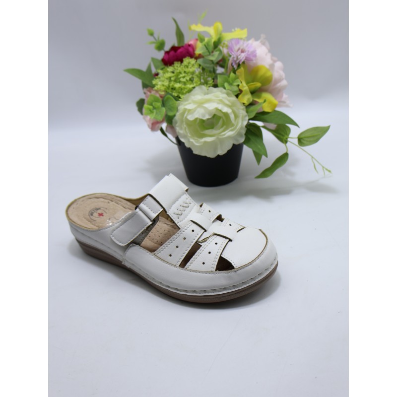 KAPCIE DAMSKIE. SIZE: 36/42 (12 PAR/PACZKA) KOLOR JAK NA ZDZIĘCIU