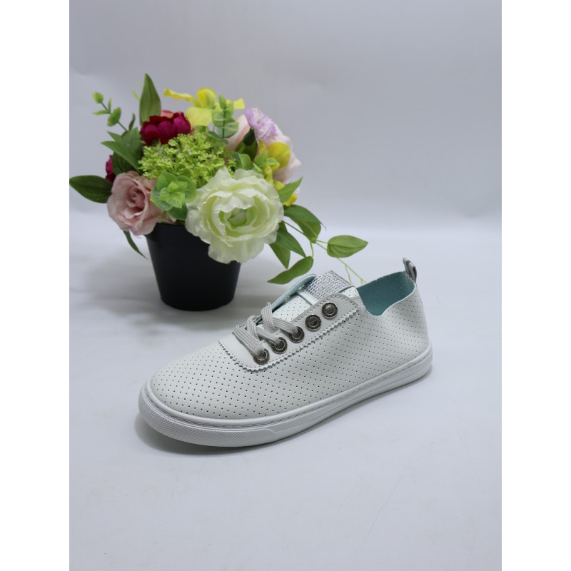 BUTY DAMSKIE. SIZE: 36/41 (12 PAR/PACZKA) KOLOR JAK NA ZDZIĘCIU