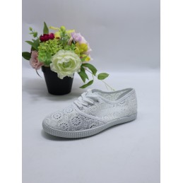 BUTY DAMSKIE. SIZE: 36/41...