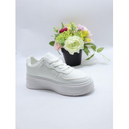 BUTY DAMSKIE. SIZE: 36/41 (12 PAR/PACZKA) KOLOR JAK NA ZDZIĘCIU