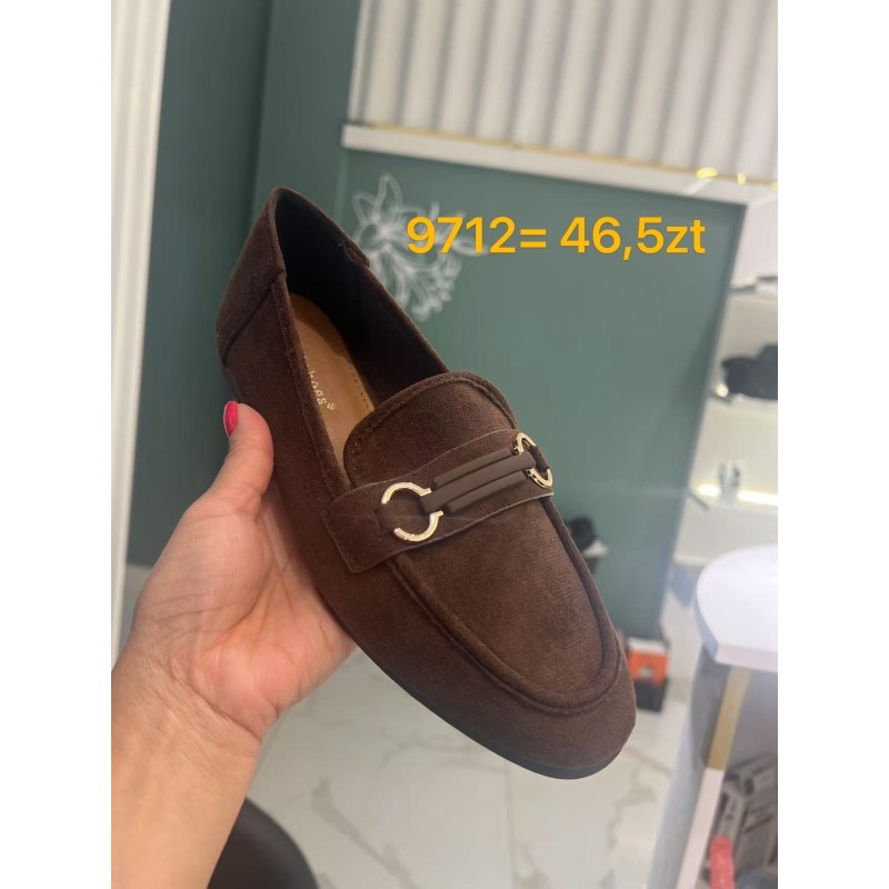 Buty Półbuty DAMSKIE(36-41,12par)Kolor Jak na zdzięciuc