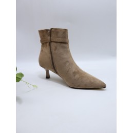 BUTY DAMSKIE. SIZE: 36/41 (12 PAR/PACZKA) KOLOR JAK NA ZDZIĘCIU