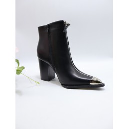BUTY DAMSKIE. SIZE: 36/41 (12 PAR/PACZKA) KOLOR JAK NA ZDZIĘCIU