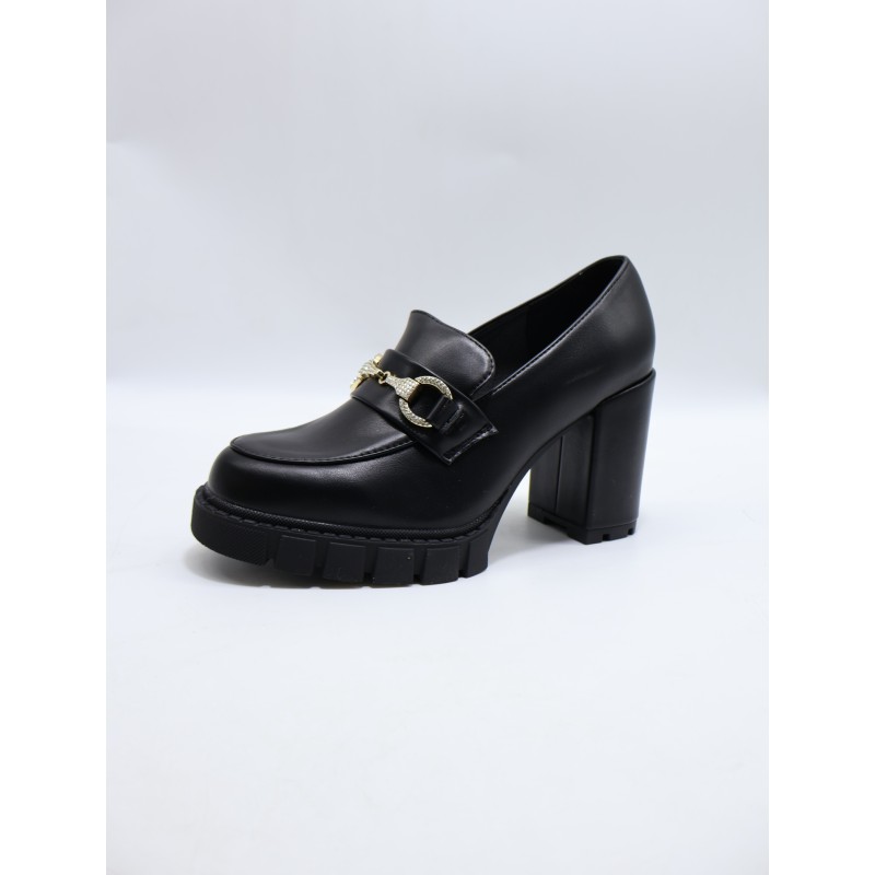 BUTY DAMSKIE. SIZE: 36/41 (12 PAR/PACZKA) KOLOR JAK NA ZDZIĘCIU