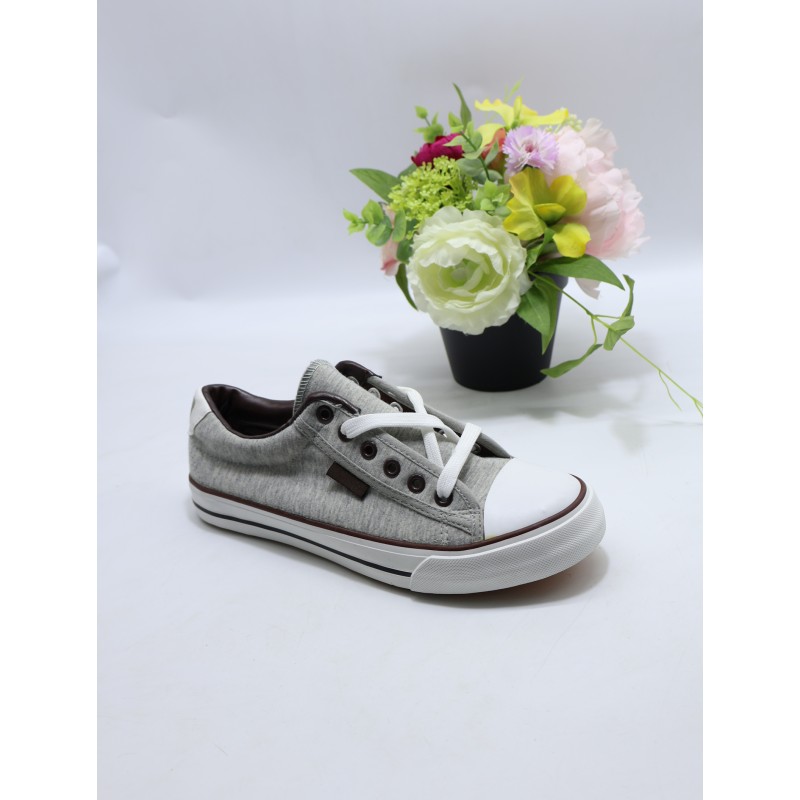 BUTY DAMSKIE . SIZE: 36/41 (12 PAR/PACZKA) KOLOR JAK NA ZDZIĘCIU