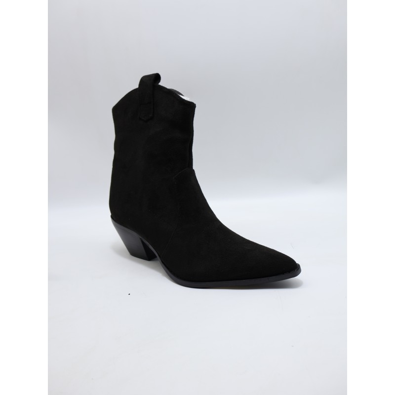 BUTY DAMSKIE . SIZE: 36/41 (12 PAR/PACZKA) KOLOR JAK NA ZDZIĘCIU
