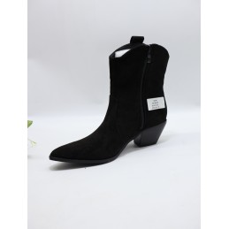 BUTY DAMSKIE . SIZE: 36/41 (12 PAR/PACZKA) KOLOR JAK NA ZDZIĘCIU