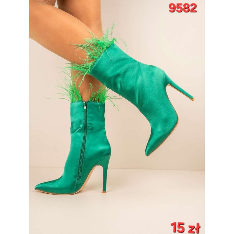 Buty Botki DAMSKIE (36-41,12par)Kolor Jak na zdzięciu