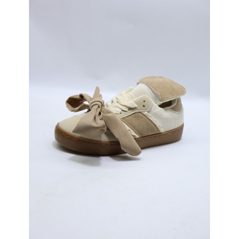 BUTY DAMSKIE . SIZE: 36/41 (12 PAR/PACZKA) KOLOR JAK NA ZDZIĘCIU