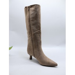 BUTY DAMSKIE . SIZE: 36/41 (12 PAR/PACZKA) KOLOR JAK NA ZDZIĘCIU