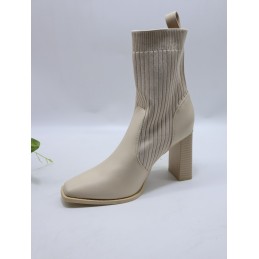 BUTY DAMSKIE . SIZE: 36/41 (12 PAR/PACZKA) KOLOR JAK NA ZDZIĘCIU