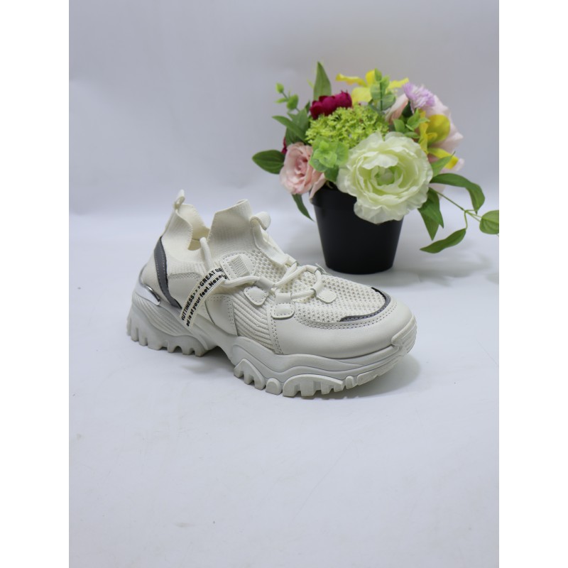 BUTY DAMSKIE . SIZE: 36/41 (12 PAR/PACZKA) KOLOR JAK NA ZDZIĘCIU