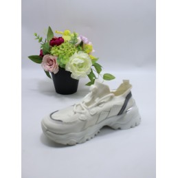 BUTY DAMSKIE . SIZE: 36/41 (12 PAR/PACZKA) KOLOR JAK NA ZDZIĘCIU