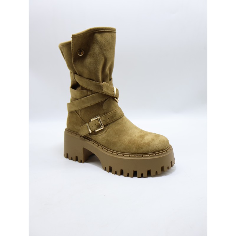 BUTY DAMSKIE . SIZE: 36/41 (12 PAR/PACZKA) KOLOR JAK NA ZDZIĘCIU
