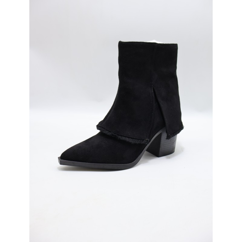 BUTY DAMSKIE . SIZE: 36/41 (12 PAR/PACZKA) KOLOR JAK NA ZDZIĘCIU