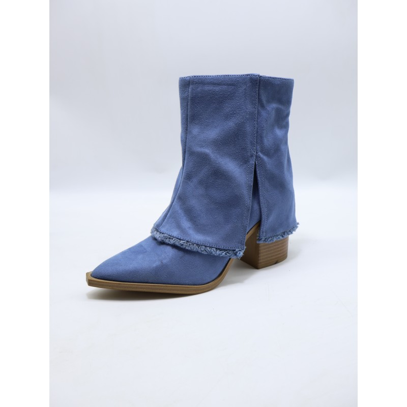 BUTY DAMSKIE . SIZE: 36/41 (12 PAR/PACZKA) KOLOR JAK NA ZDZIĘCIU