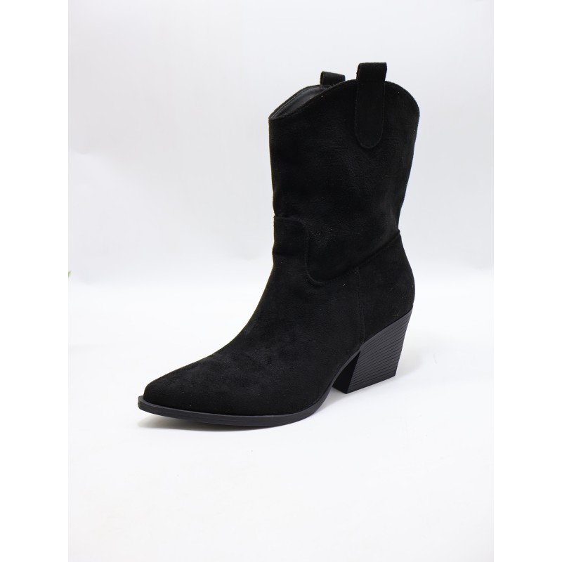 BUTY DAMSKIE . SIZE: 36/41 (12 PAR/PACZKA) KOLOR JAK NA ZDZIĘCIU