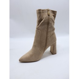 BUTY DAMSKIE . SIZE: 36/41 (12 PAR/PACZKA) KOLOR JAK NA ZDZIĘCIU