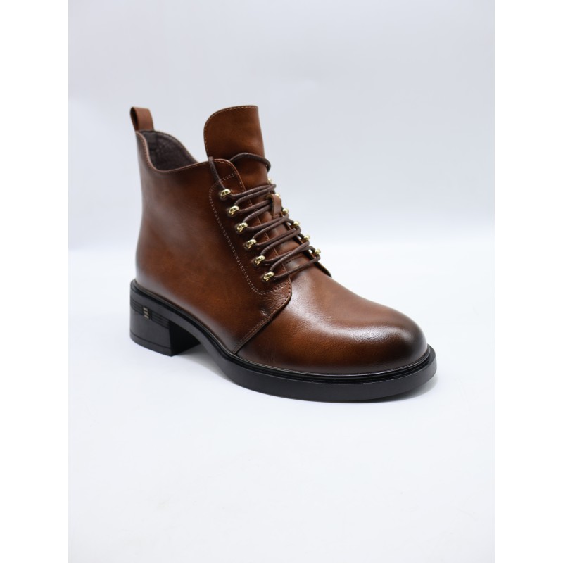 BUTY DAMSKIE . SIZE: 36/41 (12 PAR/PACZKA) KOLOR JAK NA ZDZIĘCIU