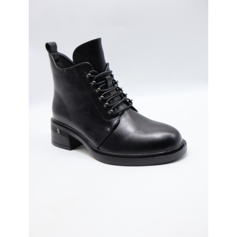 BUTY DAMSKIE . SIZE: 36/41 (12 PAR/PACZKA) KOLOR JAK NA ZDZIĘCIU