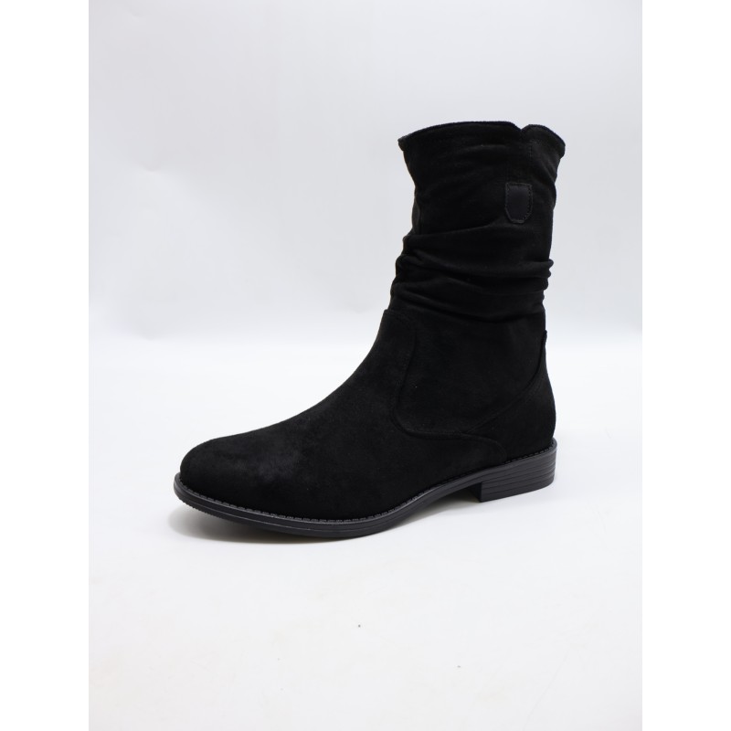 BUTY DAMSKIE . SIZE: 36/41 (12 PAR/PACZKA) KOLOR JAK NA ZDZIĘCIU