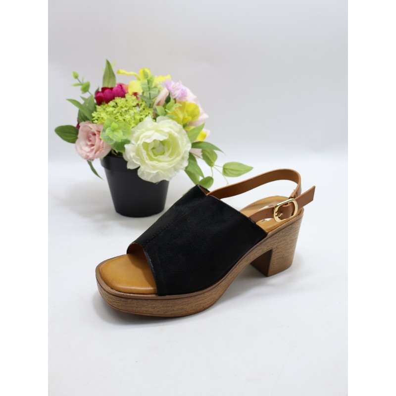 KAPCIE DAMSKIE . SIZE: 36/41 (12 PAR/PACZKA) KOLOR JAK NA ZDZIĘCIU