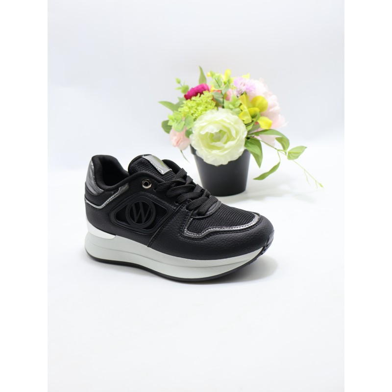 BUTY DAMSKIE . SIZE: 36/41 (12 PAR/PACZKA) KOLOR JAK NA ZDZIĘCIU