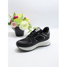 BUTY DAMSKIE . SIZE: 36/41 (12 PAR/PACZKA) KOLOR JAK NA ZDZIĘCIU