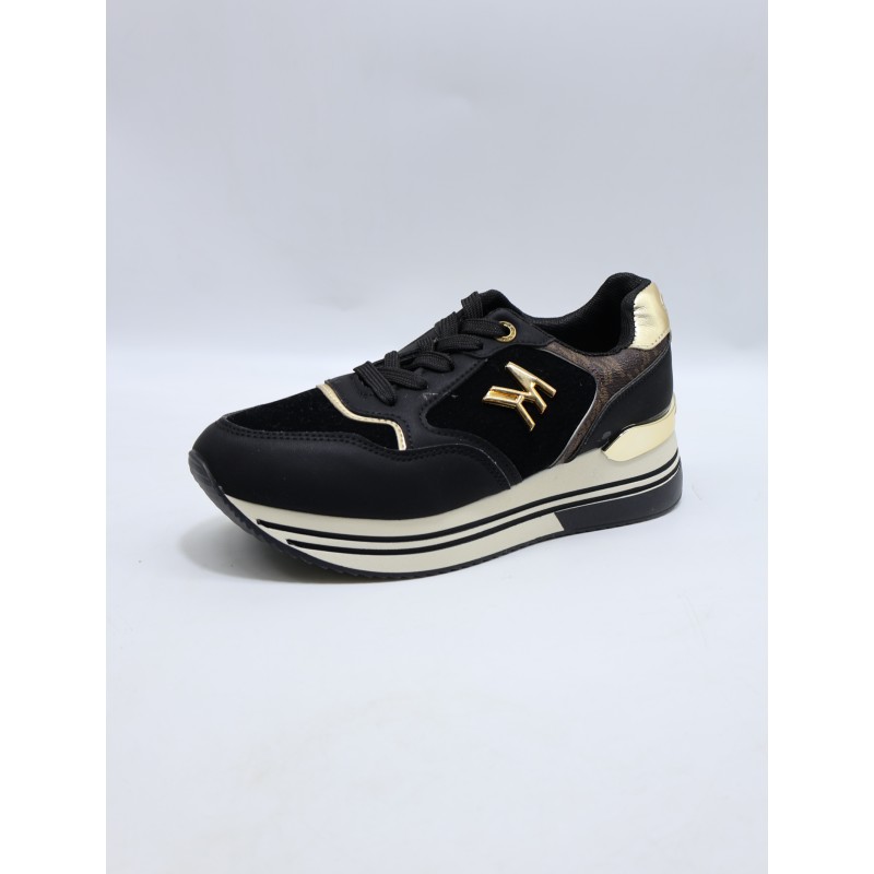 BUTY DAMSKIE . SIZE: 36/41 (12 PAR/PACZKA) KOLOR JAK NA ZDZIĘCIU