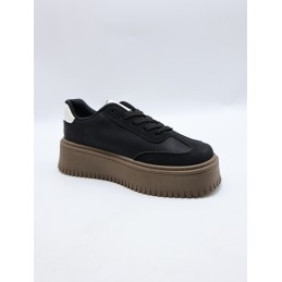BUTY DAMSKIE . SIZE: 36/41 (12 PAR/PACZKA) KOLOR JAK NA ZDZIĘCIU