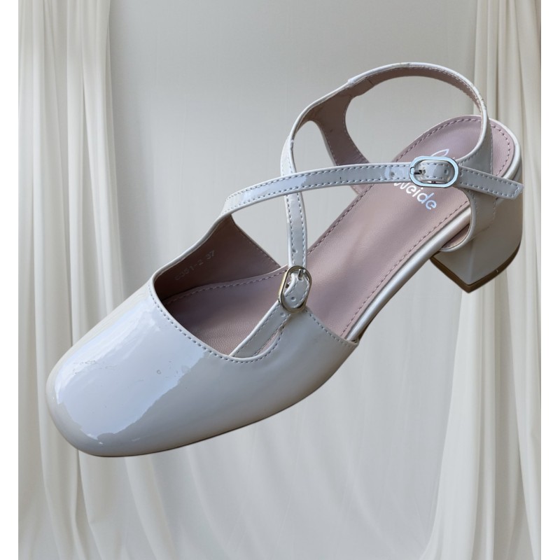 Buty Sandały DAMSKIE(36-41,12par)Kolor Jak na zdzięciu