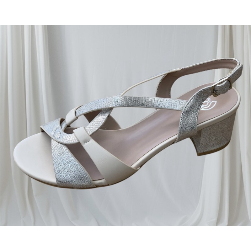 Buty Sandały DAMSKIE(36-41,12par)Kolor Jak na zdzięciu
